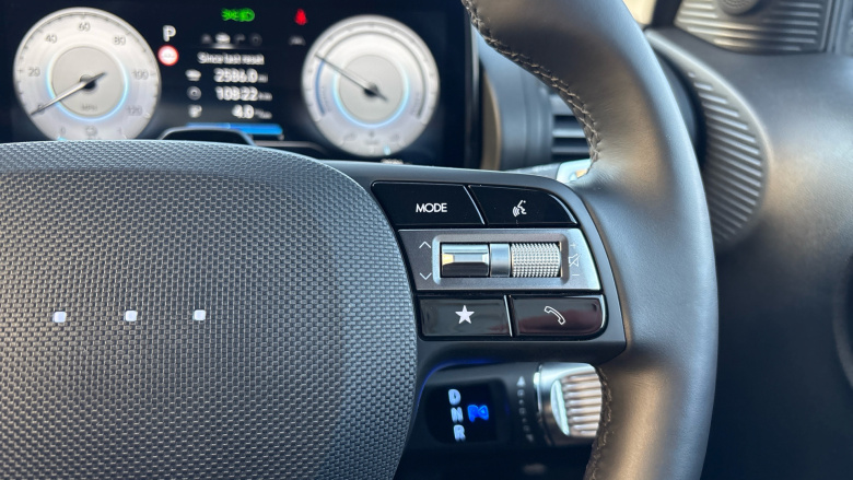 Hyundai INSTER 85kW 02 49kWh 5dr Auto Electric Hatchback